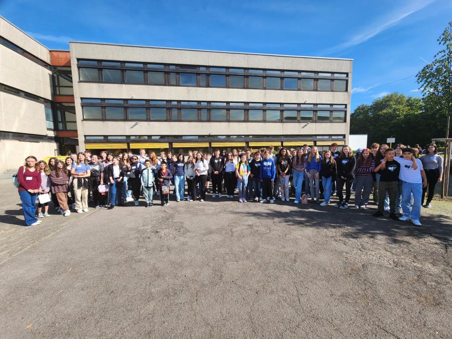 Schüleraustausch zwischen der Spangdahlem Middle School und dem Genossenschaftliches Gymnasium Speicher September 2023 - Host Nation Council Spangdahlem e. V.