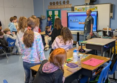 Auch im Schuljahr 2025/2026 konnte der Schüleraustausch zwischen dem Friedrich-Spee-Gymnasium Trier und der Spangdahlem Elementary School erneut erfolgreich durchgeführt werden.